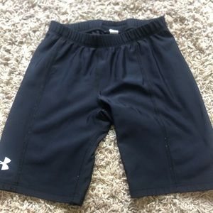 Black under armor biking shorts!
